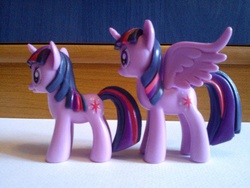 Size: 540x405 | Tagged: safe, twilight sparkle, alicorn, pony, g4, female, mare, toy, twilight sparkle (alicorn)