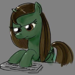 Size: 460x460 | Tagged: artist needed, source needed, safe, oc, oc only, oc:quora, alicorn, pony, alicorn oc, colored, keyboard, sketch, solo, typing