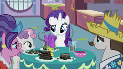 Size: 1920x1080 | Tagged: safe, screencap, cookie crumbles, hondo flanks, rarity, sweetie belle, pony, unicorn, g4, sisterhooves social, breakfast, burnt, burnt juice, female, filly, food, male, mare, raised eyebrow, rarity looking at food, rarity's parents, ship:cookieflanks, stallion