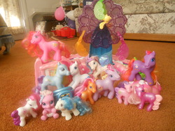 Size: 4000x3000 | Tagged: safe, artist:iloveyaoi84, blossomforth (g3), pinkie pie (g3), rainbow dash (g3), star catcher, g1, g3, g3.5, newborn cuties, collection, ferris wheel, high res, irl, photo, playset, square crossover, toy