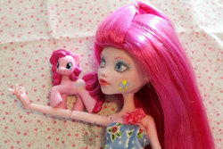 Size: 700x467 | Tagged: source needed, safe, pinkie pie, g4, clothes, cosplay, costume, crossover, doll, draculaura, irl, monster high, photo, toy