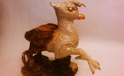Size: 3196x1952 | Tagged: safe, artist:renny, griffon, clay, gold, sculpture