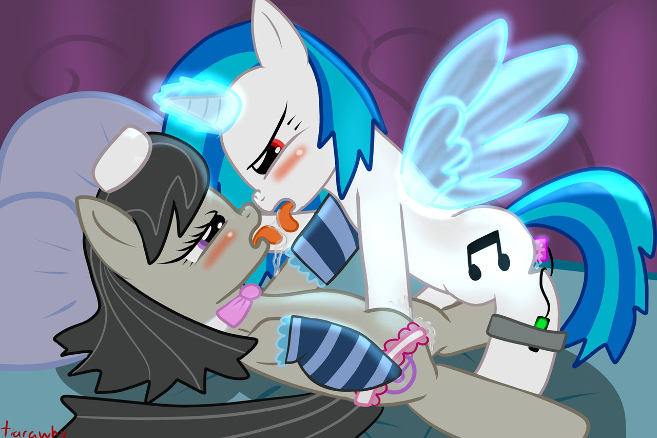 Tiarawhy Porn - 1082806 - explicit, artist:tiarawhy, dj pon-3, octavia melody, vinyl  scratch, earth pony, pony, unicorn, bow, bowtie, clothes, drool, drool  string, female, french kiss, kissing, lesbian, looking at each other, mare,  nudity, scratchtavia,