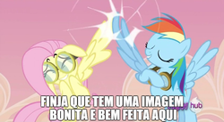 Size: 851x467 | Tagged: safe, screencap, fluttershy, rainbow dash, g4, high wing, image macro, meme, portuguese