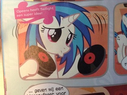 Size: 2592x1936 | Tagged: safe, dj pon-3, vinyl scratch, g4, comic, dutch, female, floppy ears, solo, translated in the description