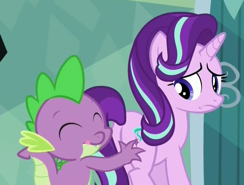 Size: 925x703 Tagged: safe, screencap, spike, starlight glimmer, pony, the ...