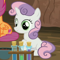 Size: 521x521 | Tagged: safe, screencap, scootaloo, sweetie belle, g4, on your marks, faic, solo focus