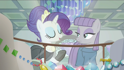 Size: 1920x1080 | Tagged: safe, screencap, maud pie, pinkie pie, rarity, earth pony, pony, unicorn, g4, season 6, the gift of the maud pie, alternate hairstyle, audrey hepburn, breakfast at tiffany's, clothes, discovery family logo, female, holly golightly, jewelry, manehattan, mare