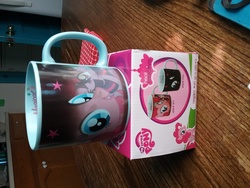 Size: 2592x1944 | Tagged: safe, pinkie pie, g4, box, coffee mug, heat reactive