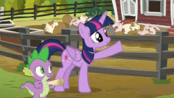 Size: 960x540 | Tagged: safe, screencap, spike, twilight sparkle, alicorn, pony, applejack's "day" off, g4, animated, bookhorse, cute, loop, smile and wave, smiling, twilight sparkle (alicorn), waving