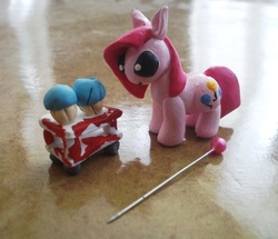 Size: 523x450 | Tagged: safe, artist:estefanoida, pinkie pie, g4, craft, cupcake, female, food, needle, photo, pinkamena diane pie, sculpture, solo, traditional art