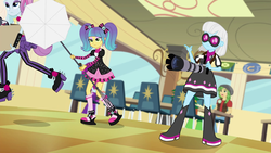 Size: 1280x720 | Tagged: safe, screencap, photo finish, pixel pizazz, sandalwood, violet blurr, equestria girls, g4, my little pony equestria girls: friendship games, photo finished, the snapshots