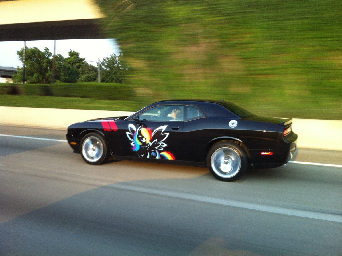 Dodge Challenger Itasha