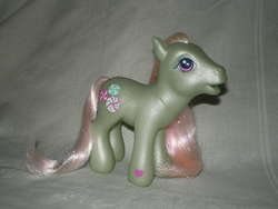 Size: 640x480 | Tagged: safe, photographer:lancer, minty, earth pony, pony, g3, female, irl, mare, photo, solo, toy