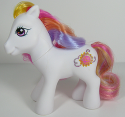 Size: 642x600 | Tagged: safe, photographer:breyer600, sunny daze (g3), g3, irl, photo, solo, toy