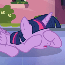 Size: 420x419 | Tagged: safe, screencap, twilight sparkle, alicorn, pony, g4, the times they are a changeling, animated, cute, female, gif, solo, sunshine sunshine, twiabetes, twilight sparkle (alicorn)