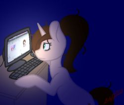 Size: 400x338 | Tagged: safe, artist:lilygarent, oc, oc only, oc:dede, pony, unicorn, computer, female, glasses, mare, solo