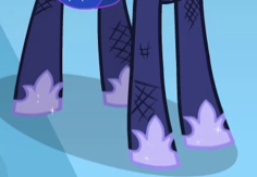 Size: 236x163 | Tagged: safe, screencap, princess luna, g4, princess twilight sparkle (episode), bruised, cropped, female, hoof shoes, hooves, injured, legs, mare, pictures of legs