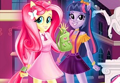 Size: 235x162 | Tagged: safe, fluttershy, twilight sparkle, equestria girls, g4, backpack, bag, bootleg, bracelet, clothes, flash game, games, jewelry, makeup, necktie, ponied up, skirt, smiling, suspenders, wingless, wondercolt statue
