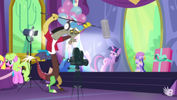 Size: 2560x1440 | Tagged: safe, screencap, discord, twilight sparkle, alicorn, pony, celestial advice, g4, season 7, angry, camera, microphone, twilight sparkle (alicorn)