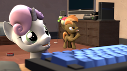 Size: 3840x2160 | Tagged: safe, artist:viranimation, button mash, sweetie belle, earth pony, pony, unicorn, g4, 3d, annoyed, computer mouse, duo, female, gaming pc, high res, keyboard, male, nintendo, nintendo entertainment system, nintendo switch, pc, playstation 4, raised hoof, ship:sweetiemash, shipping, soda can, source filmmaker, straight, television, xbox 360