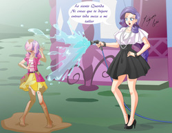 Size: 1024x791 | Tagged: safe, artist:shinta-girl, rarity, sweetie belle, equestria girls, g4, barefoot, boots, bracelet, carousel boutique, clothes, duo, duo female, equestria girls outfit, feet, female, hand on hip, high heel boots, high heels, hose, jewelry, mud, necklace, one eye closed, sisters, skirt, spanish, translated in the comments, water, wet hair