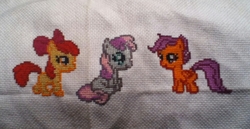 Size: 960x497 | Tagged: safe, apple bloom, scootaloo, sweetie belle, earth pony, pony, g4, cross stitch, cutie mark crusaders