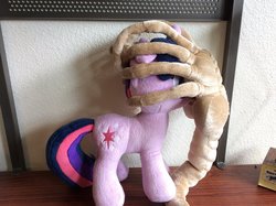Size: 960x717 | Tagged: safe, twilight sparkle, facehugger, pony, unicorn, xenomorph, g4, 4de, alien (franchise), crossover, duo, irl, photo, plushie, this will end in tears and/or death