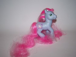 Size: 2048x1536 | Tagged: safe, photographer:kisscurl, rainbow bubbles, earth pony, pony, g3, female, irl, mare, photo, smiling, solo, tail, toy