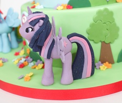 Size: 3549x3001 | Tagged: safe, twilight sparkle, alicorn, pony, g4, cake, food, food art, high res, irl, photo, twilight sparkle (alicorn)