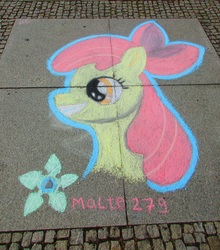 Size: 1927x2187 | Tagged: safe, artist:malte279, apple bloom, earth pony, pony, galacon, galacon 2017, g4, 2017, chalk drawing, female, irl, photo, solo, traditional art, tribute to michelle creber