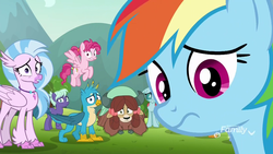 Size: 1920x1080 | Tagged: safe, screencap, bifröst, gallus, ocellus, rainbow dash, silverstream, smolder, yona, changedling, changeling, classical hippogriff, dragon, earth pony, griffon, hippogriff, pegasus, pony, yak, g4, school raze, background pony, bow, cloven hooves, colored hooves, discovery family logo, dragoness, female, flying, friendship student, hair bow, jewelry, looking at you, mare, monkey swings, necklace, raised eyebrow, students