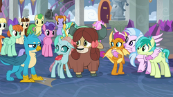 Size: 1280x720 | Tagged: safe, screencap, gallus, ocellus, sandbar, silverstream, smolder, yona, changedling, changeling, classical hippogriff, dragon, earth pony, griffon, hippogriff, pegasus, pony, unicorn, yak, g4, my little pony: friendship is magic, school raze, bow, cloven hooves, dragoness, female, hair bow, male, student six, teenager