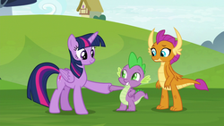 Size: 1280x720 | Tagged: safe, screencap, smolder, spike, twilight sparkle, alicorn, dragon, pony, father knows beast, g4, dragoness, female, fist bump, hoofbump, male, mare, smiling, trio, twilight sparkle (alicorn), winged spike, wings