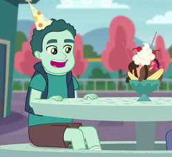 Size: 807x739 | Tagged: safe, screencap, mint chip, equestria girls, equestria girls specials, g4, my little pony equestria girls: better together, my little pony equestria girls: rollercoaster of friendship, background human, cropped, food, ice cream, male, smiling