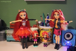Size: 6000x4000 | Tagged: safe, artist:artofmagicpoland, derpibooru exclusive, sunset shimmer, equestria girls, g4, doll, equestria girls minis, female, group, irl, meme, multeity, photo, shimmerstorm, t pose, toy