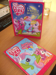 Size: 400x533 | Tagged: safe, artist:emma vieceli, cheerilee (g3), rainbow dash (g3), sweetie belle (g3), toola-roola, g3, g3.5, official, book, colour:kate brown, french, fullfx studios for hasbro, irl, jungle, photo