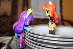 Size: 6000x4000 | Tagged: safe, artist:artofmagicpoland, sunset shimmer, twilight sparkle, alicorn, equestria girls, g4, climbing, cute, doll, equestria girls minis, female, irl, looking at each other, looking down, photo, plate, shimmerbetes, toy, twiabetes, twilight sparkle (alicorn)