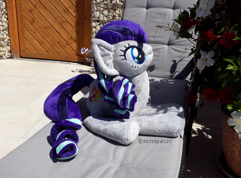 Safe Artist Hipsterowlet Coloratura Pony G Irl Photo