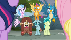 Size: 1366x768 | Tagged: safe, screencap, fluttershy, gallus, ocellus, sandbar, silverstream, smolder, twilight sparkle, yona, alicorn, changedling, changeling, classical hippogriff, dragon, earth pony, griffon, hippogriff, pegasus, pony, yak, g4, school daze, cloven hooves, dragoness, female, jewelry, male, mare, necklace, shocked, student six, teenager, twilight sparkle (alicorn)