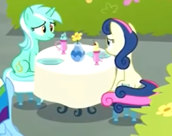Size: 422x334 | Tagged: safe, screencap, bon bon, lyra heartstrings, rainbow dash, sweetie drops, g4, the end in friend, confused, cropped, duo focus, female, looking at each other, sitting, table