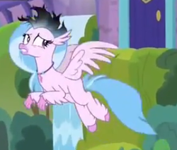 Size: 296x252 | Tagged: safe, screencap, silverstream, classical hippogriff, hippogriff, a matter of principals, g4, burnt feathers, cute, diastreamies, female, flying, solo