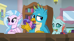 Size: 1280x720 | Tagged: safe, screencap, berry bliss, gallus, ocellus, silverstream, changedling, changeling, classical hippogriff, griffon, hippogriff, a rockhoof and a hard place, g4, female, friendship student, male, smiling