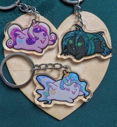 Size: 500x545 | Tagged: safe, artist:dojero, princess cadance, princess celestia, queen chrysalis, alicorn, changeling, changeling queen, pony, g4, chibi, craft, cute, cutealis, cutedance, cutelestia, female, keychain, mare, photo, smiling