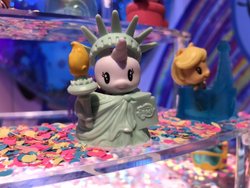Size: 1024x768 | Tagged: safe, pony, cutie mark crew, merchandise, statue of liberty, toy, toy fair, toy fair 2019