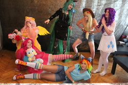 Size: 5184x3456 | Tagged: safe, applejack, fluttershy, pinkie pie, queen chrysalis, rainbow dash, rarity, human, g4, clothes, convention, converse, cosplay, costume, cyrillic, irl, irl human, legs, photo, russian, shoes, socks, striped socks