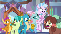 Size: 1920x1080 | Tagged: safe, screencap, gallus, ocellus, sandbar, silverstream, smolder, yona, changedling, changeling, classical hippogriff, dragon, earth pony, griffon, hippogriff, pony, yak, g4, uprooted, bow, dragoness, female, hair bow, student six