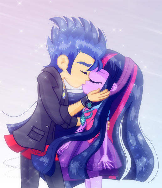 my little pony princess twilight sparkle and flash sentry kiss