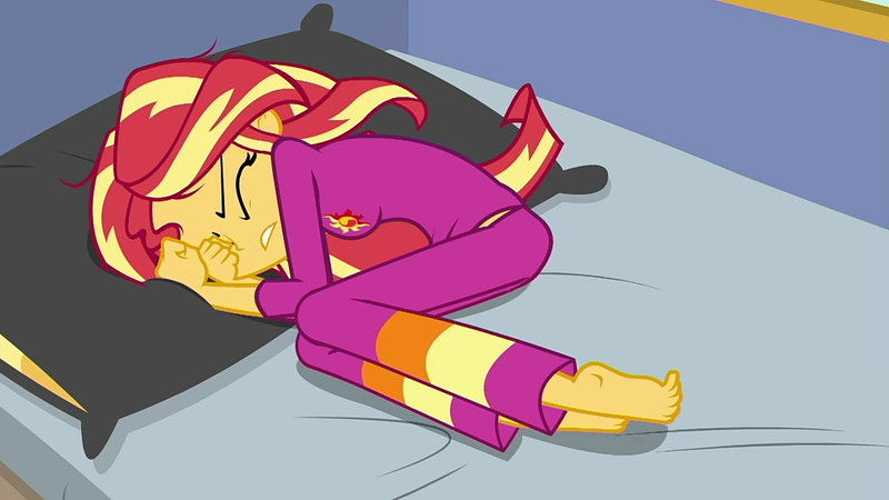 2066964 - safe, screencap, sunset shimmer, equestria girls, equestria girls  series, wake up!, spoiler:choose your own ending (season 2), spoiler:eqg  series (season 2), barefoot, clothes, curled toes, cyoa, feet, female,  midriff, pajamas,