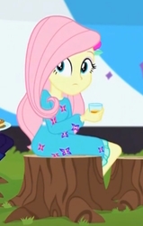 Size: 324x509 | Tagged: safe, screencap, fluttershy, equestria girls, equestria girls specials, g4, my little pony equestria girls: better together, my little pony equestria girls: sunset's backstage pass, cropped, cute, female, juice, orange juice, shyabetes, tree stump